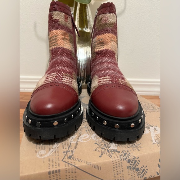 New In Box- Free People- Chelsea Tate Boot- Mulberry Mix- Size 8.5 - Picture 9 of 15